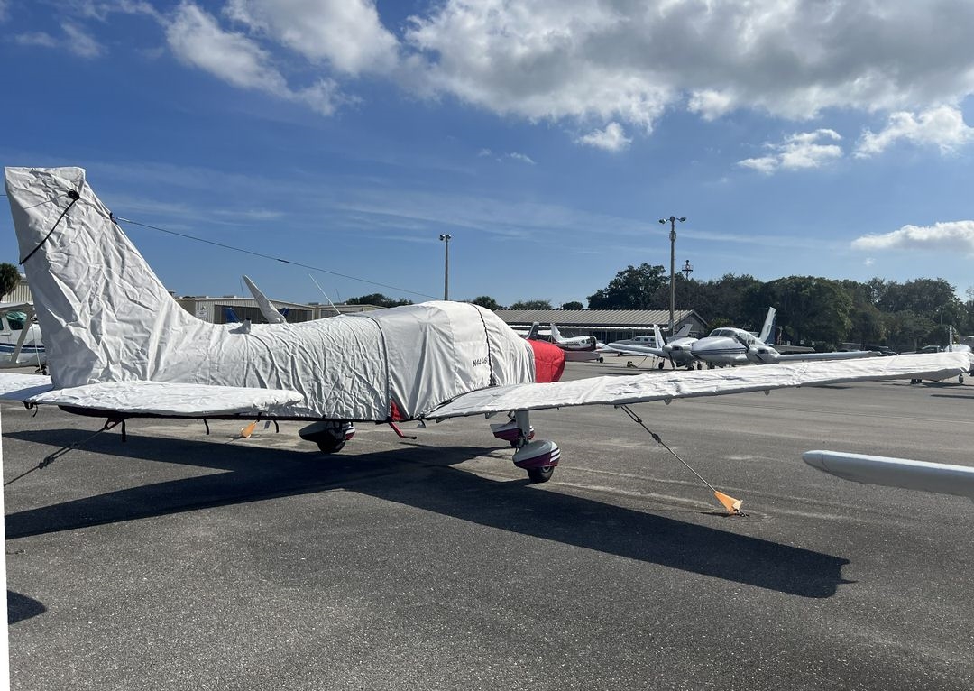 Piper PA-28 Aircraft Protection Covers, Reflectors and Plugs